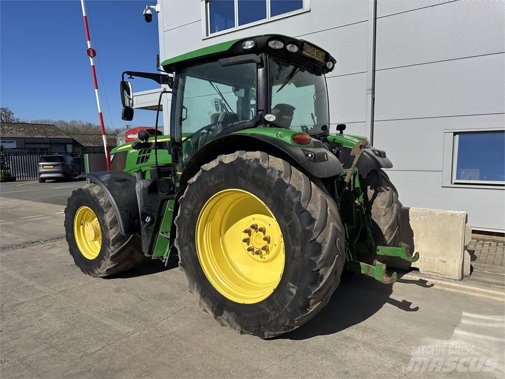 John Deere 6155R 曳引機