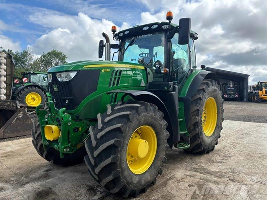 John Deere 6215R 曳引機