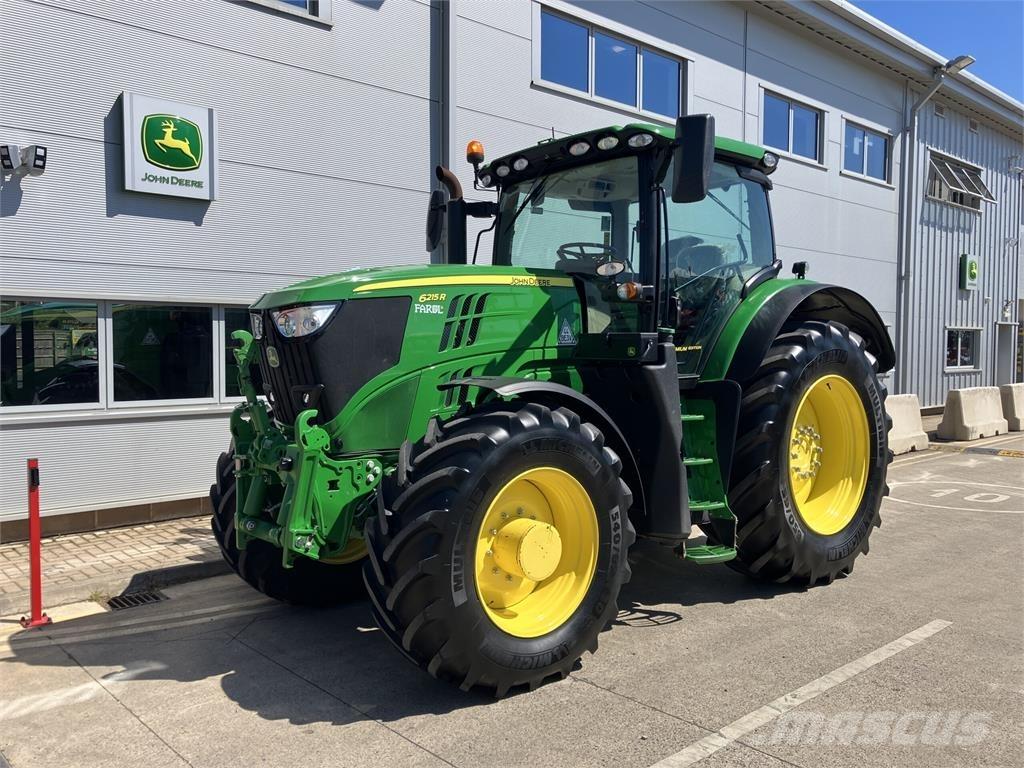 John Deere 6215R 曳引機