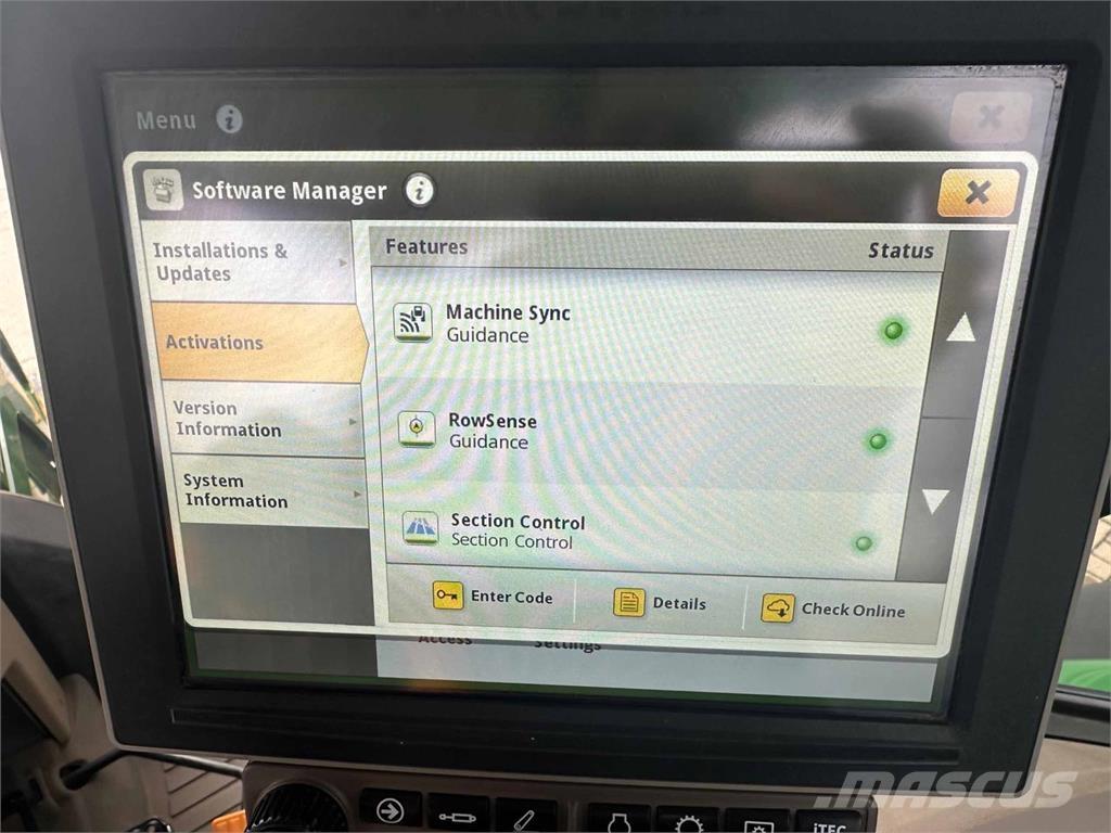 John Deere 6215R 曳引機