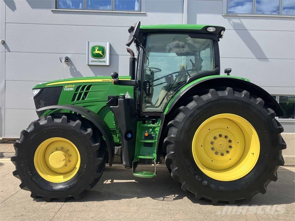 John Deere 6215R 曳引機