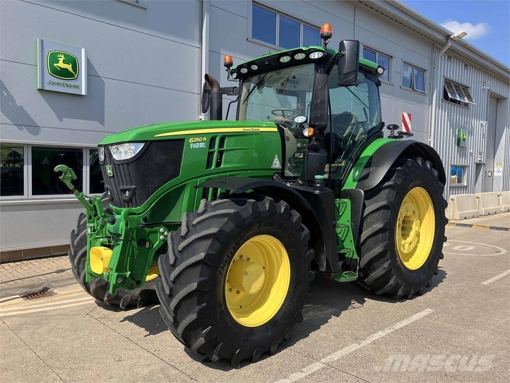 John Deere 6250R 曳引機