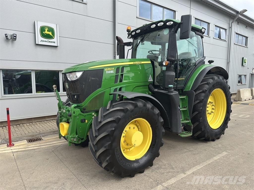 John Deere 6250R 曳引機