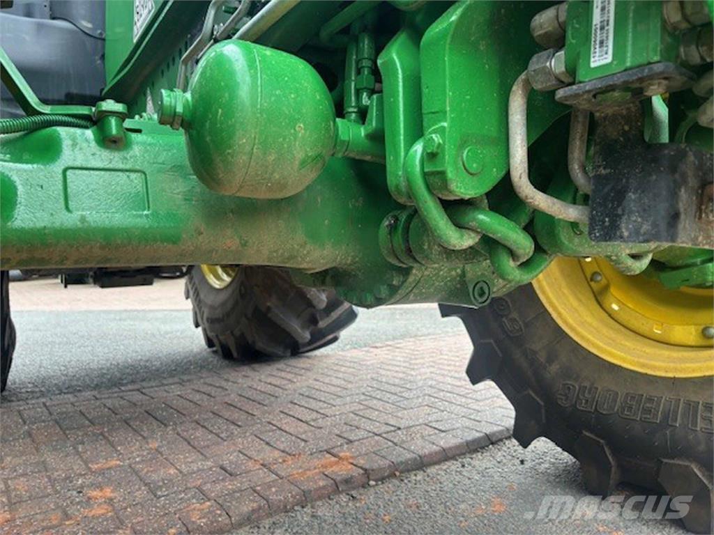 John Deere 6R 215 曳引機
