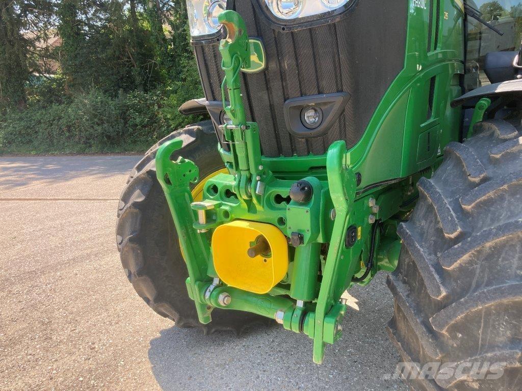 John Deere 6R 215 曳引機
