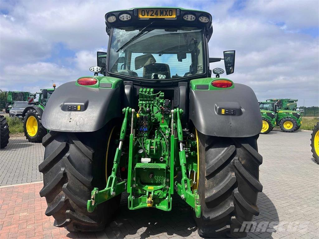 John Deere 6R 215 曳引機