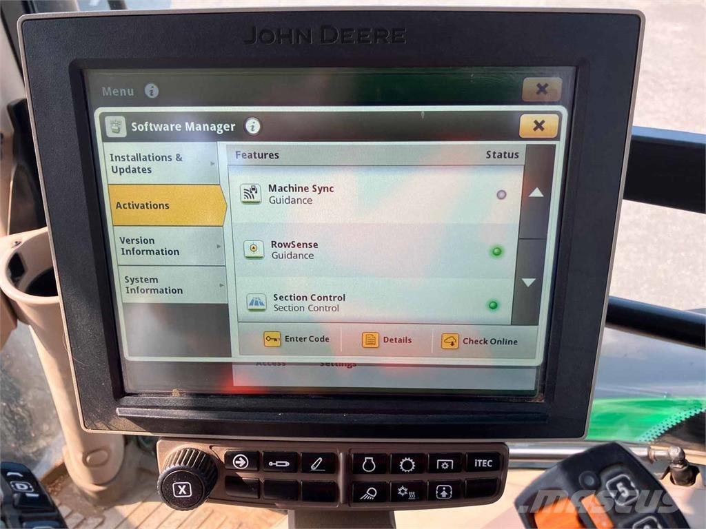 John Deere 6R 215 曳引機