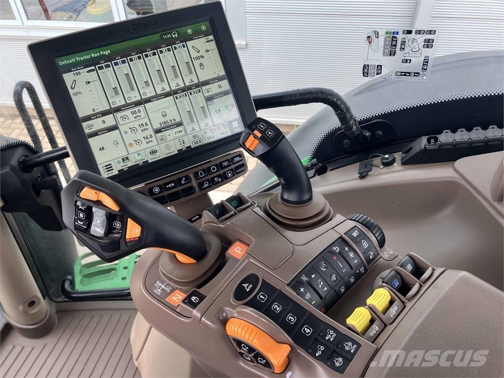 John Deere 6R 215 曳引機