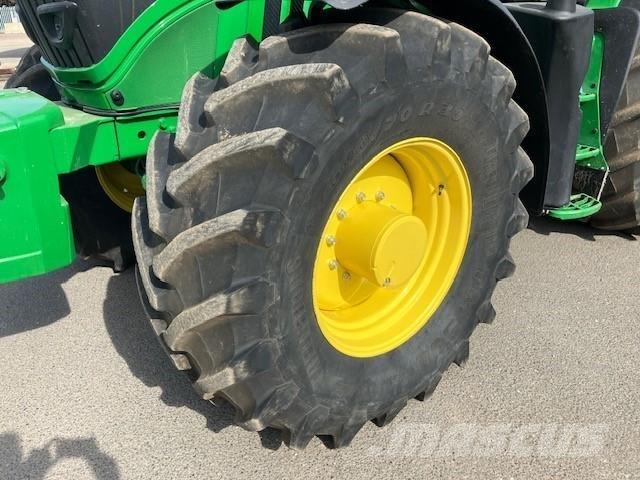 John Deere 6R 250 曳引機