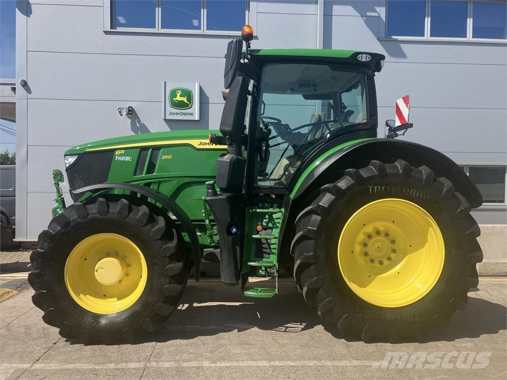 John Deere 6R 250 曳引機