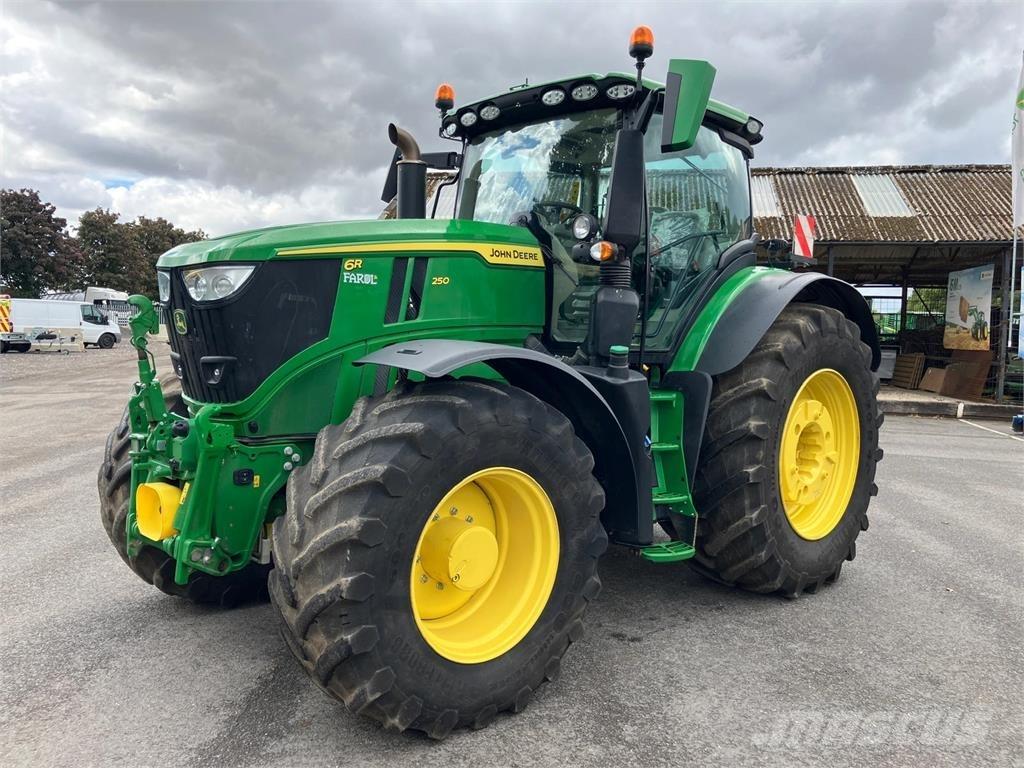 John Deere 6R 250 曳引機