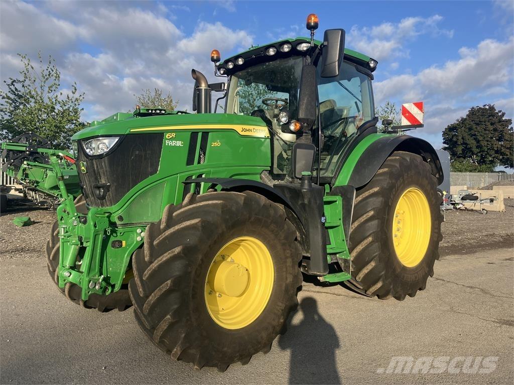 John Deere 6R 250 曳引機
