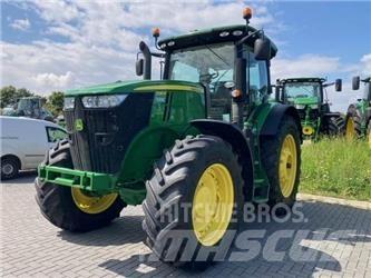 John Deere 7230R 曳引機