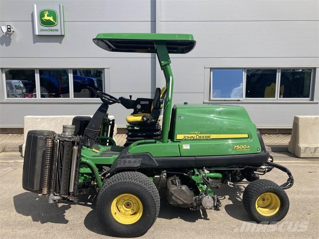 John Deere 7500AE 手扶式割草機