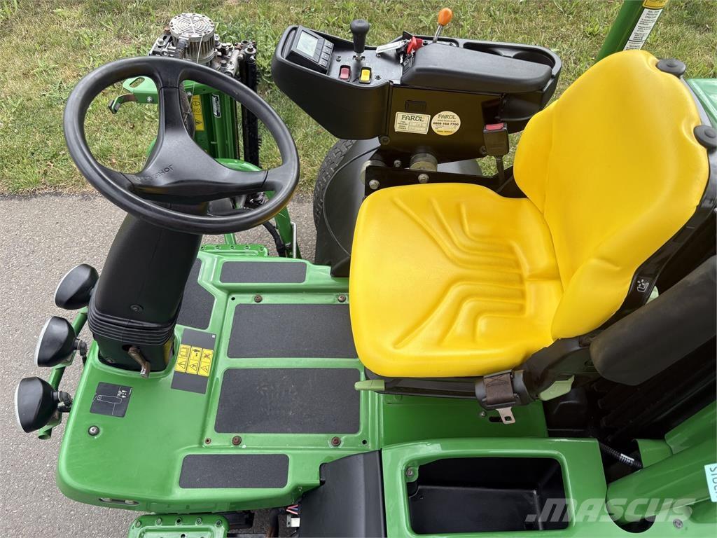 John Deere 7500AE 手扶式割草機