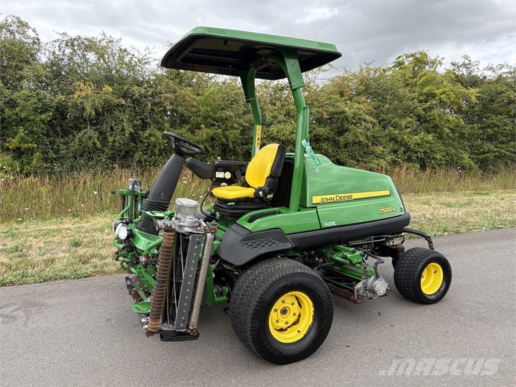 John Deere 7500AE 手扶式割草機