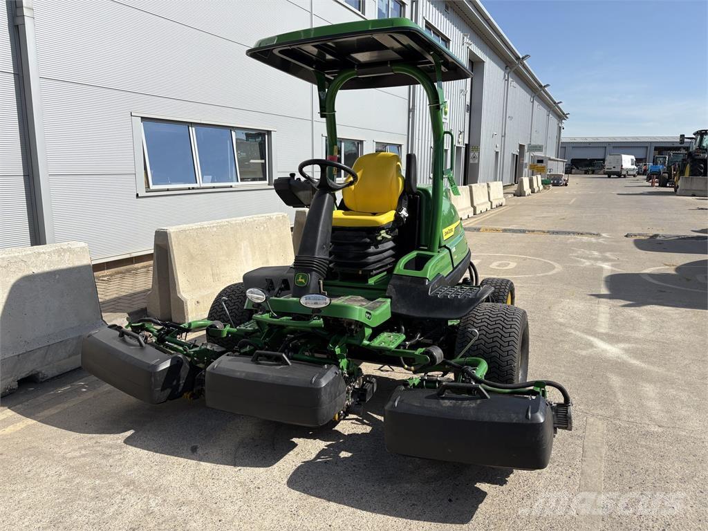 John Deere 7500AE 手扶式割草機