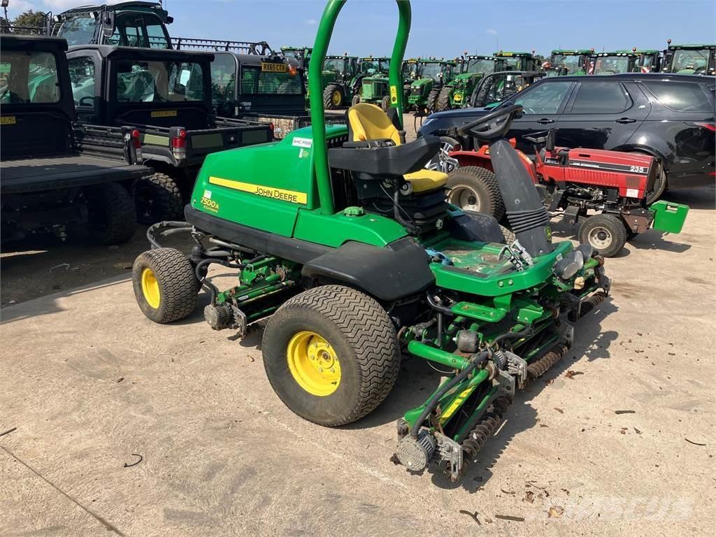 John Deere 7500AE 手扶式割草機