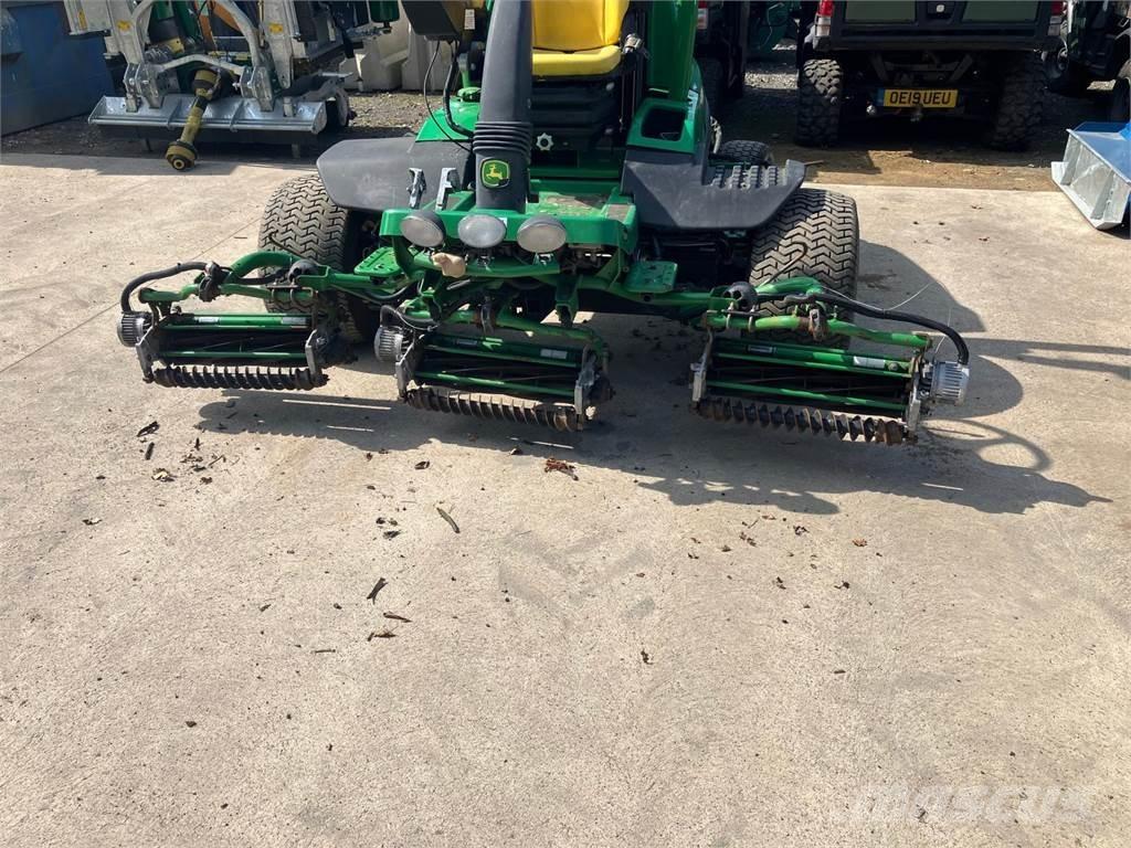 John Deere 7500AE 手扶式割草機