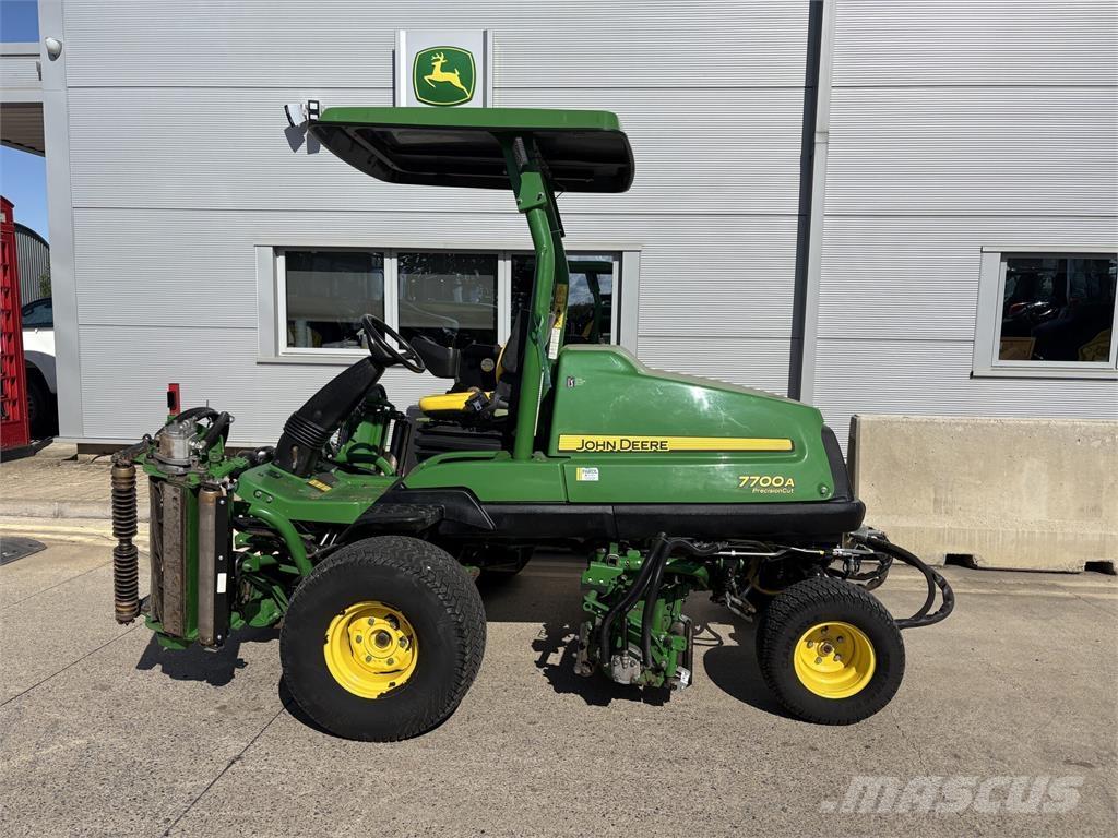 John Deere 7700A 手扶式割草機