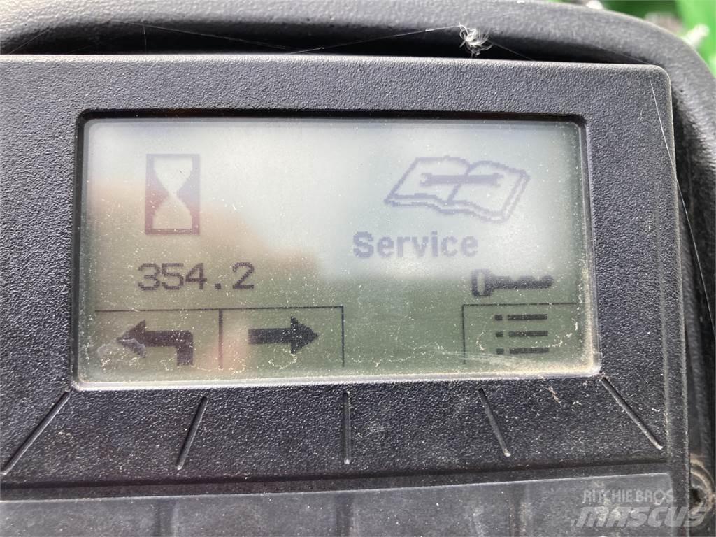 John Deere 9009A 手扶式割草機