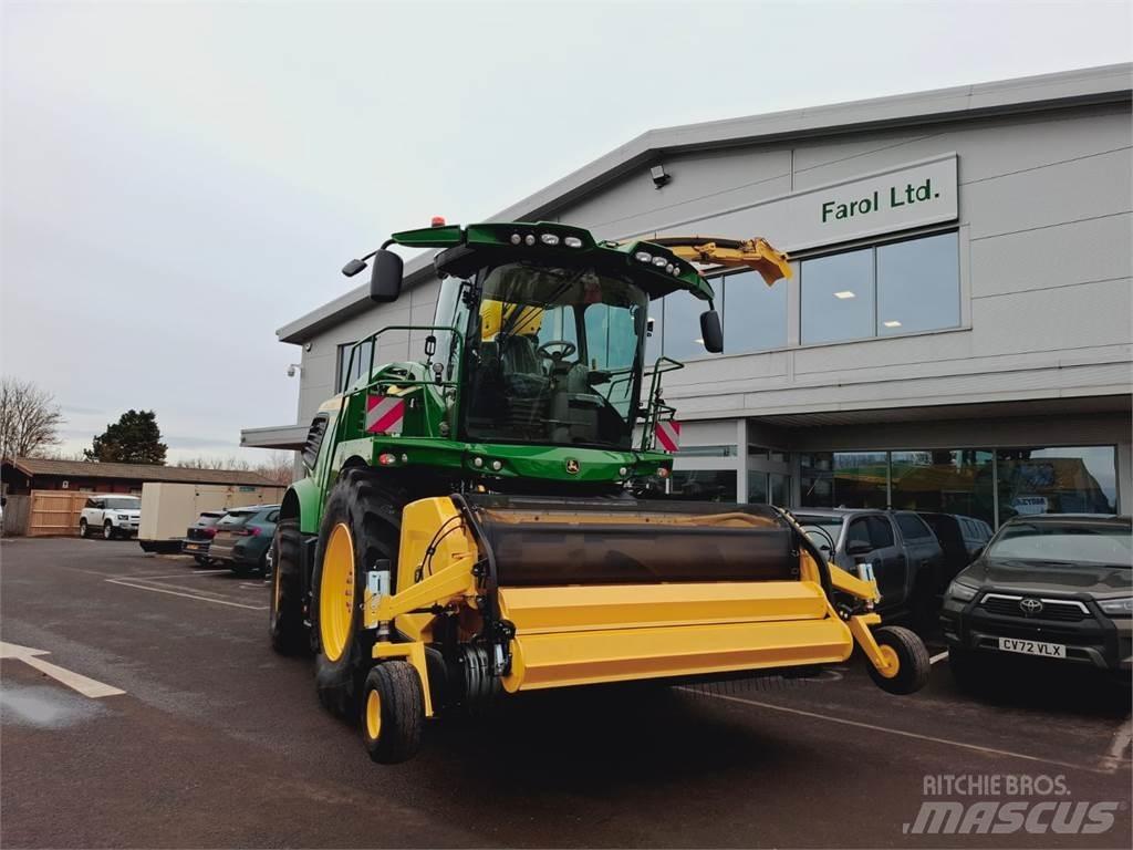 John Deere 9700i 自走式飼料採集機