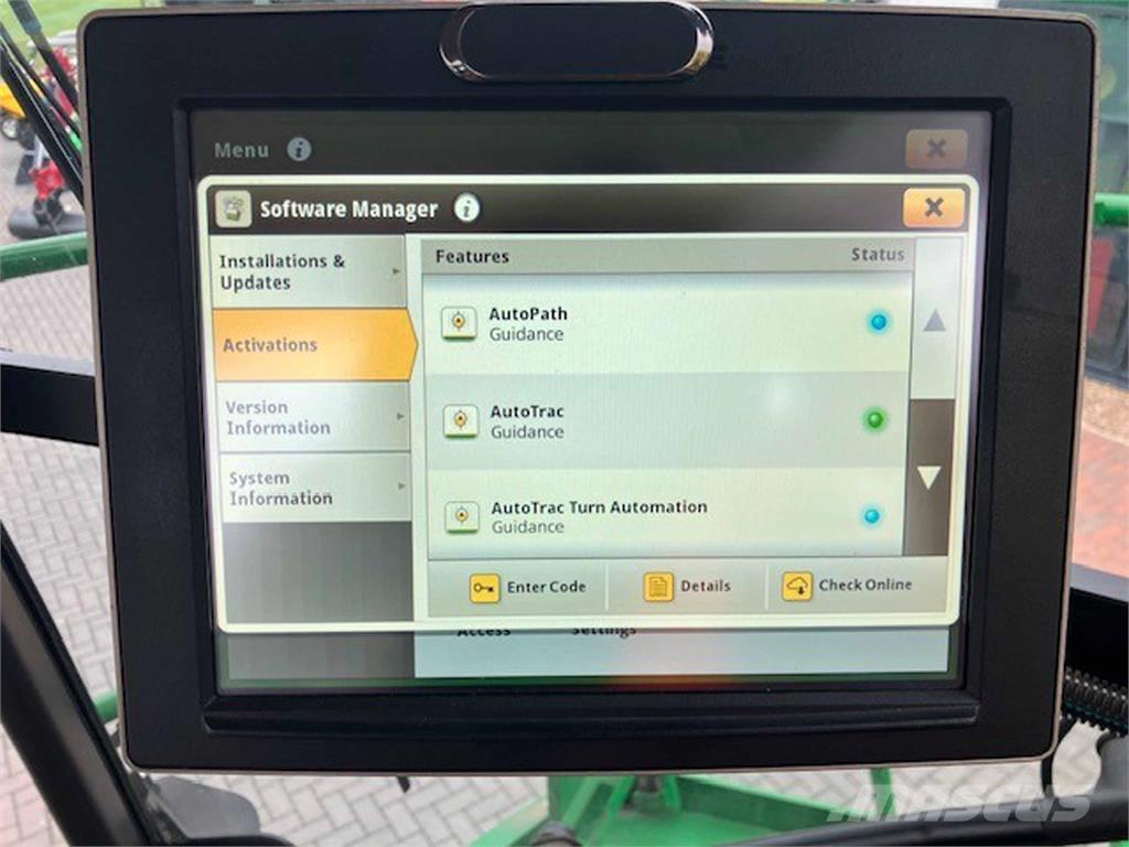 John Deere 9700i 自走式飼料採集機