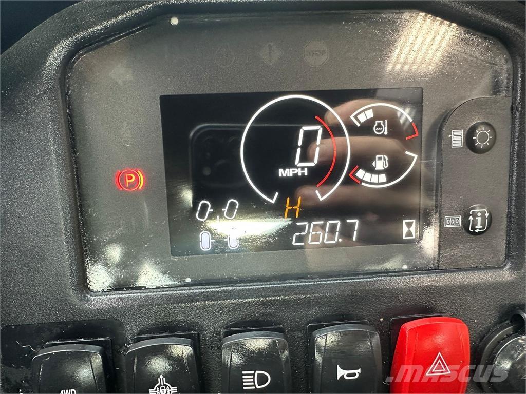 John Deere HPX815E 多用途機械