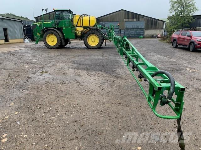 John Deere R4040i 自走式噴霧機