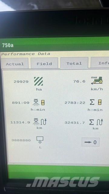 John Deere R952i 自走式噴霧機
