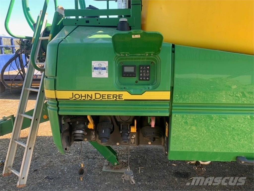 John Deere R962I 自走式噴霧機