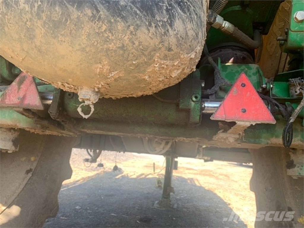 John Deere R962I 自走式噴霧機