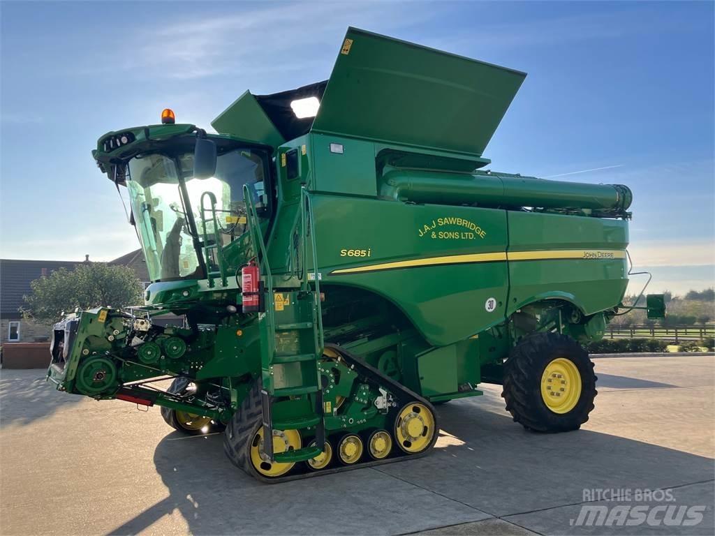 John Deere S685 TM 聯合收穫機