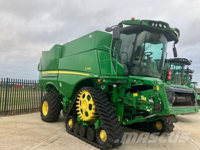 John Deere S790 聯合收穫機