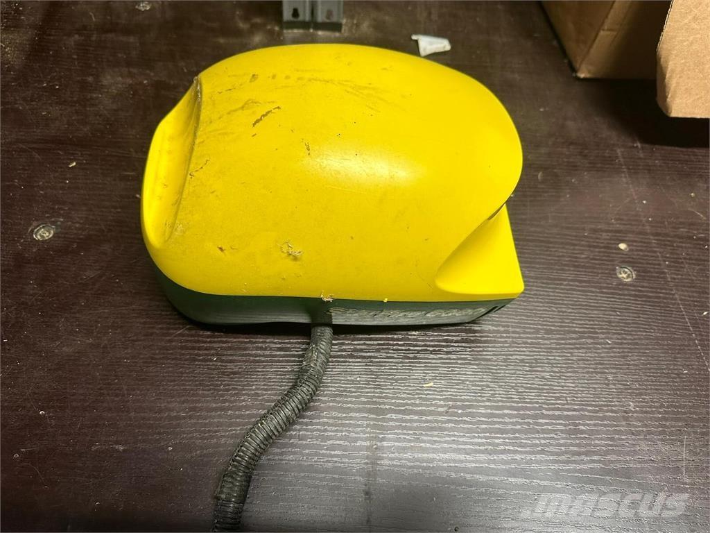 John Deere SF6000 精密播種機