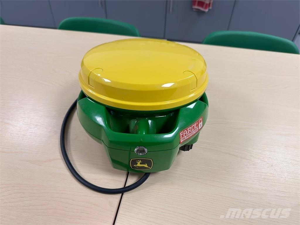 John Deere SF7000 精密播種機