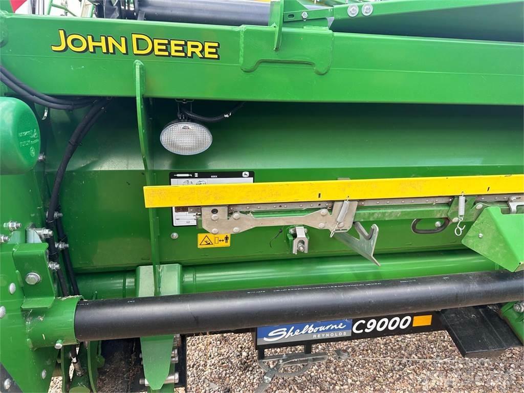 John Deere T670i HM 聯合收穫機