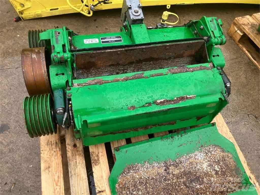 John Deere Wholecrop KP 自走式飼料採集機