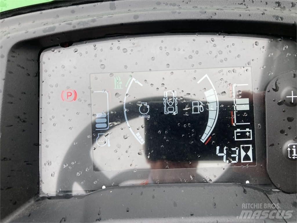 John Deere X940 騎乘式割草機