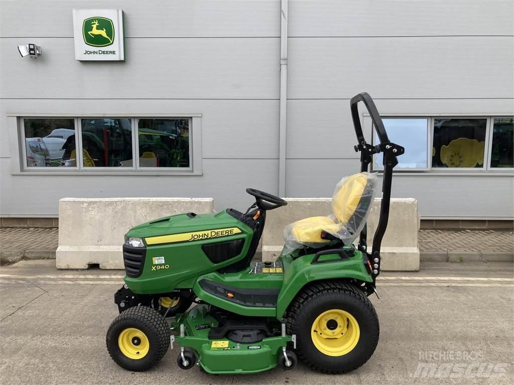 John Deere X940 騎乘式割草機