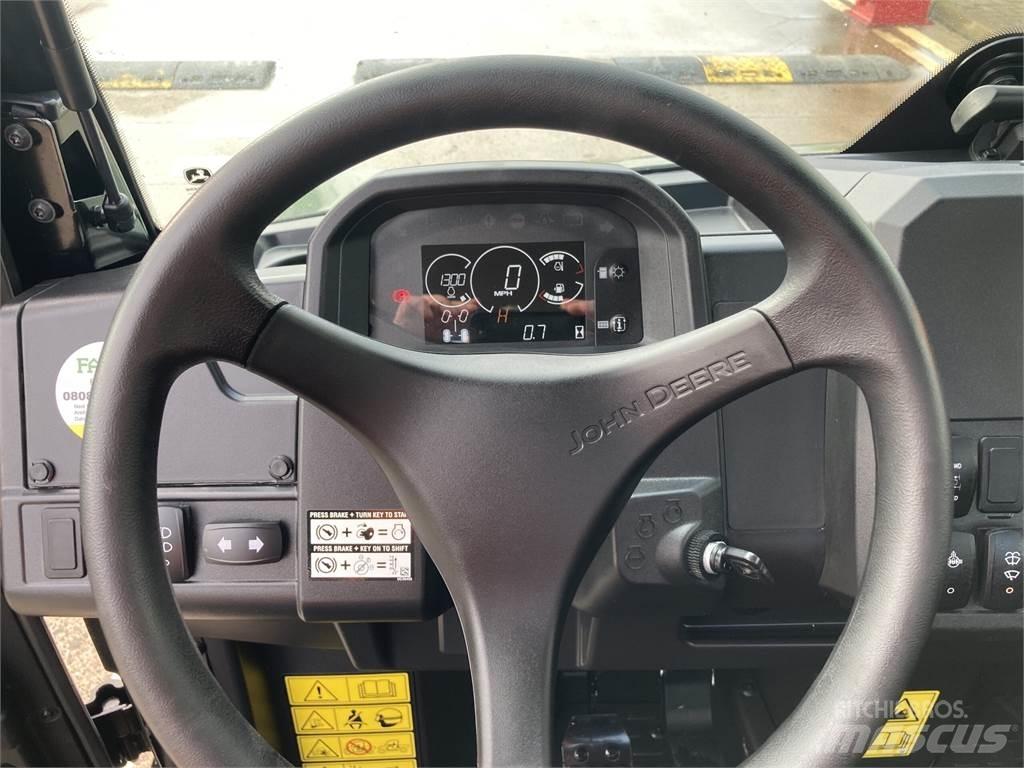 John Deere XUV875M 多用途機械