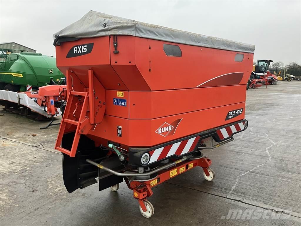 Kuhn Axis 40.2 HEMC 肥料撒佈機