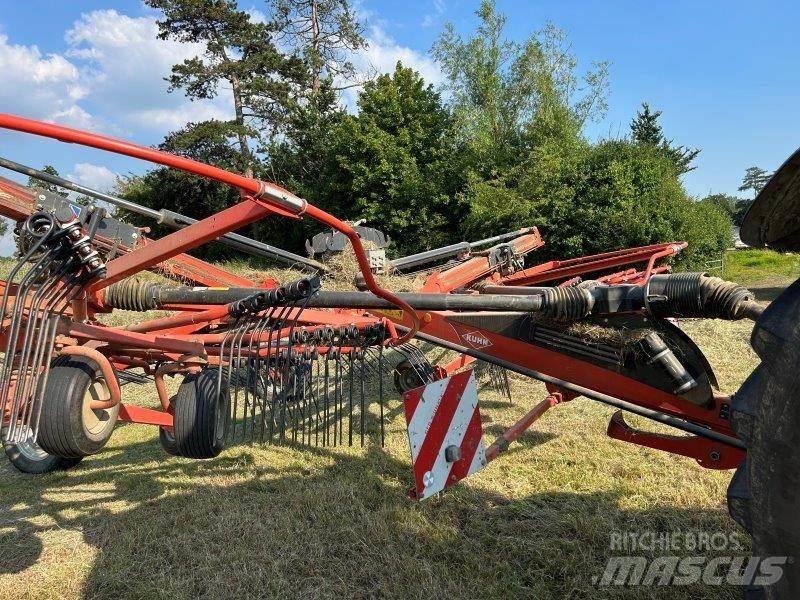 Kuhn GA8731 耙與翻草機