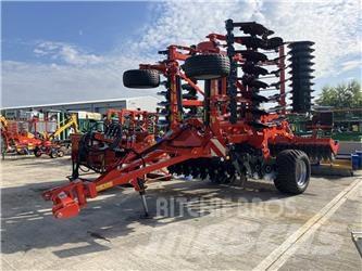 Kuhn L6000 中耕管理機