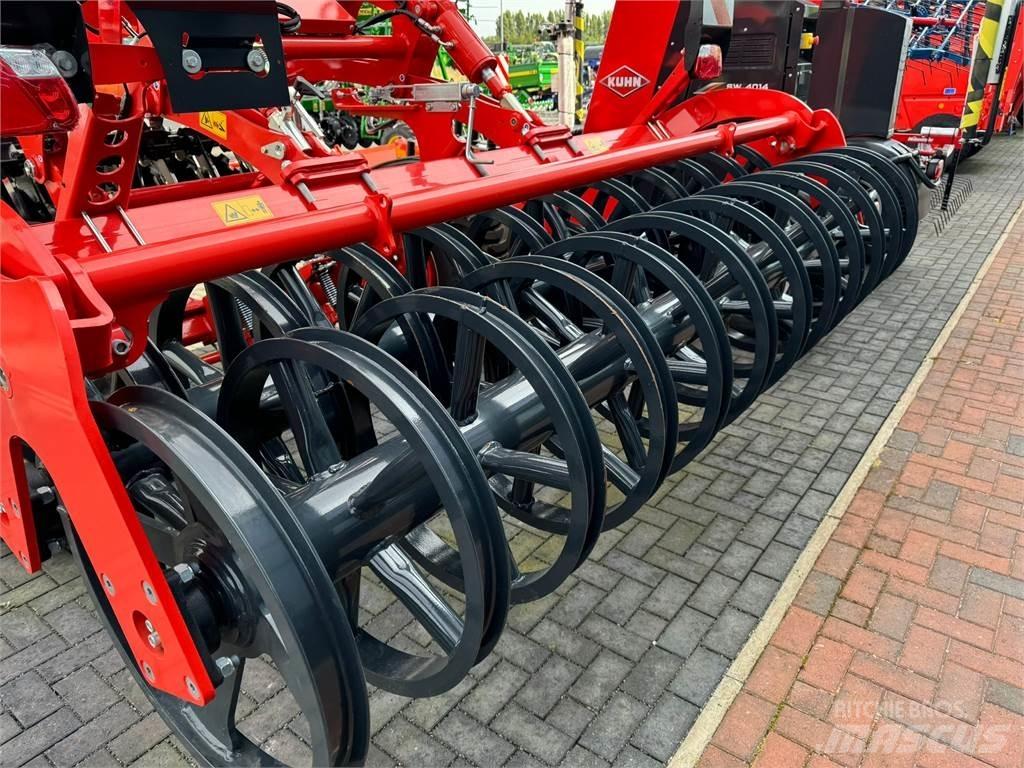Kuhn L6000 中耕管理機