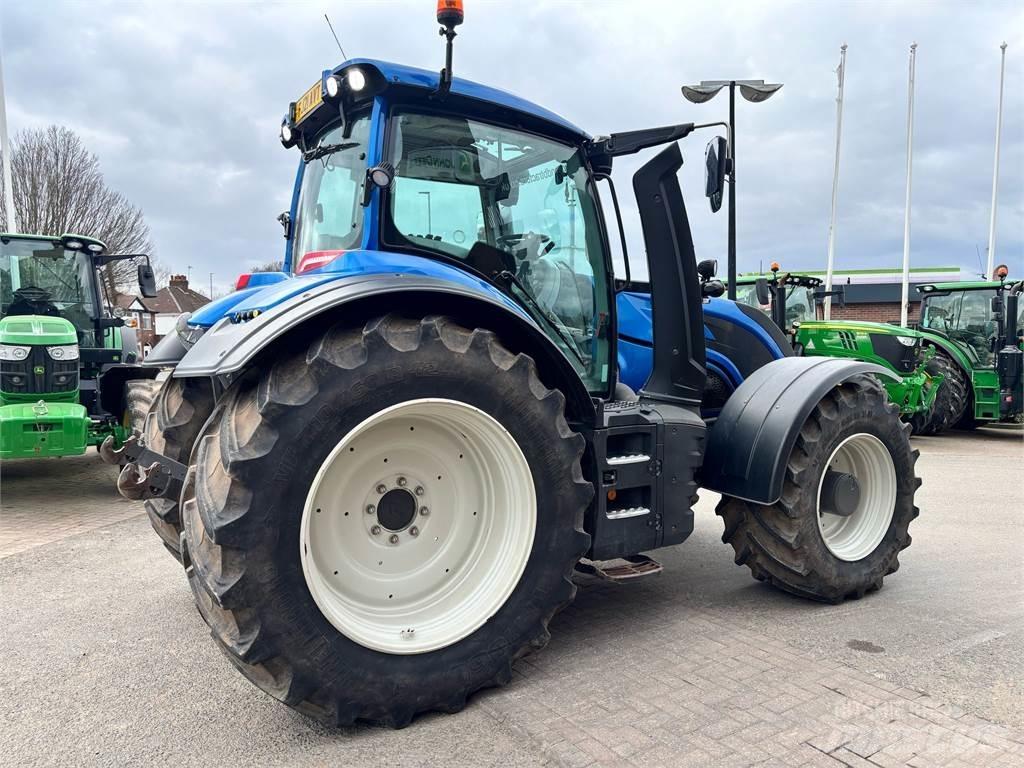 Valtra T234D 曳引機