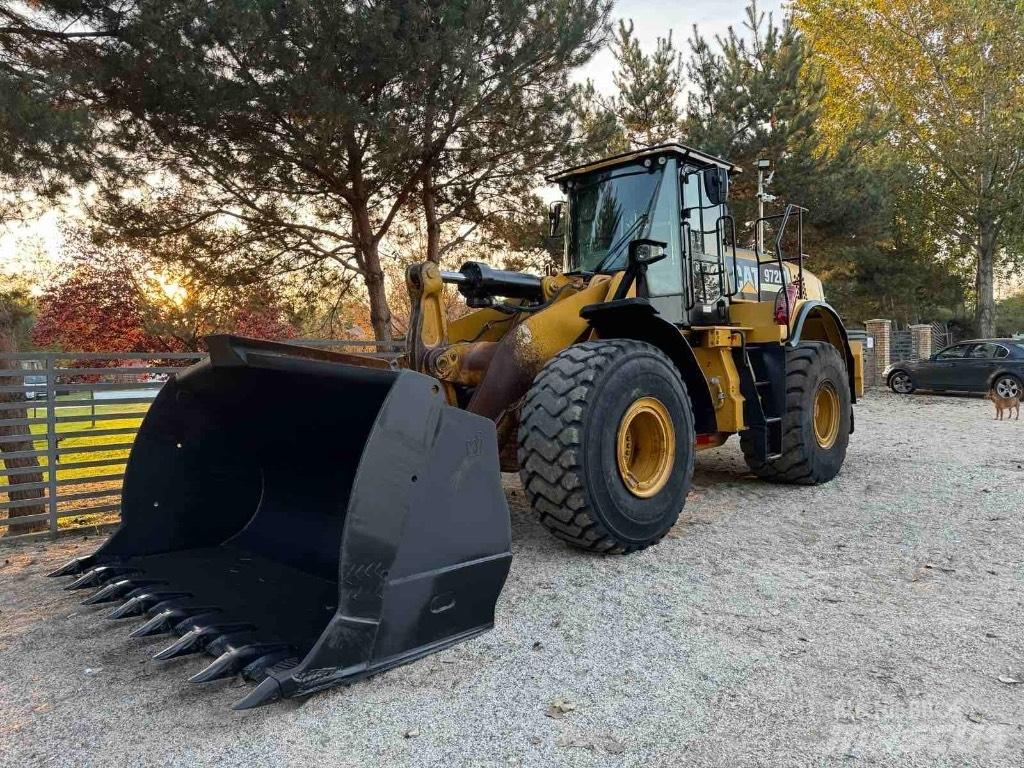 CAT 972 M 輪胎式裝載機