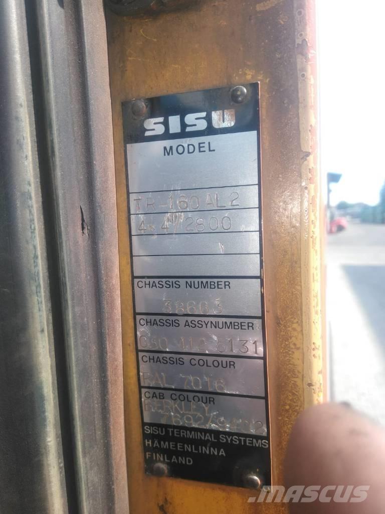 Sisu TR160 AL 4 X4 終端式曳引機