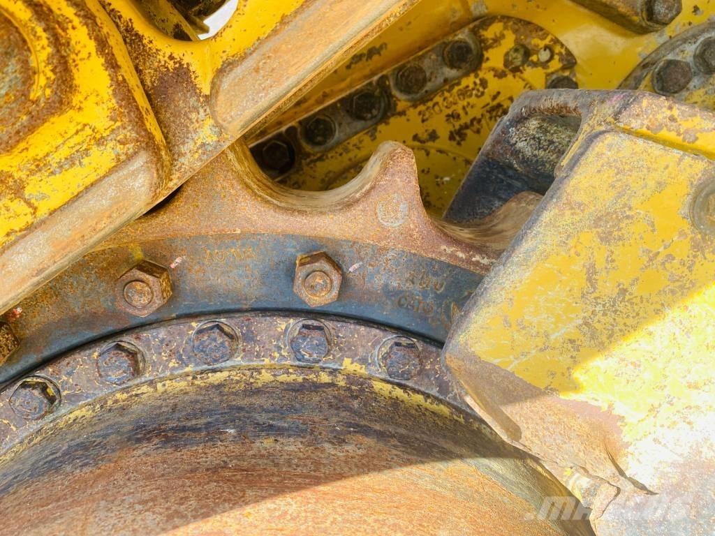 CAT 973 C 推土機