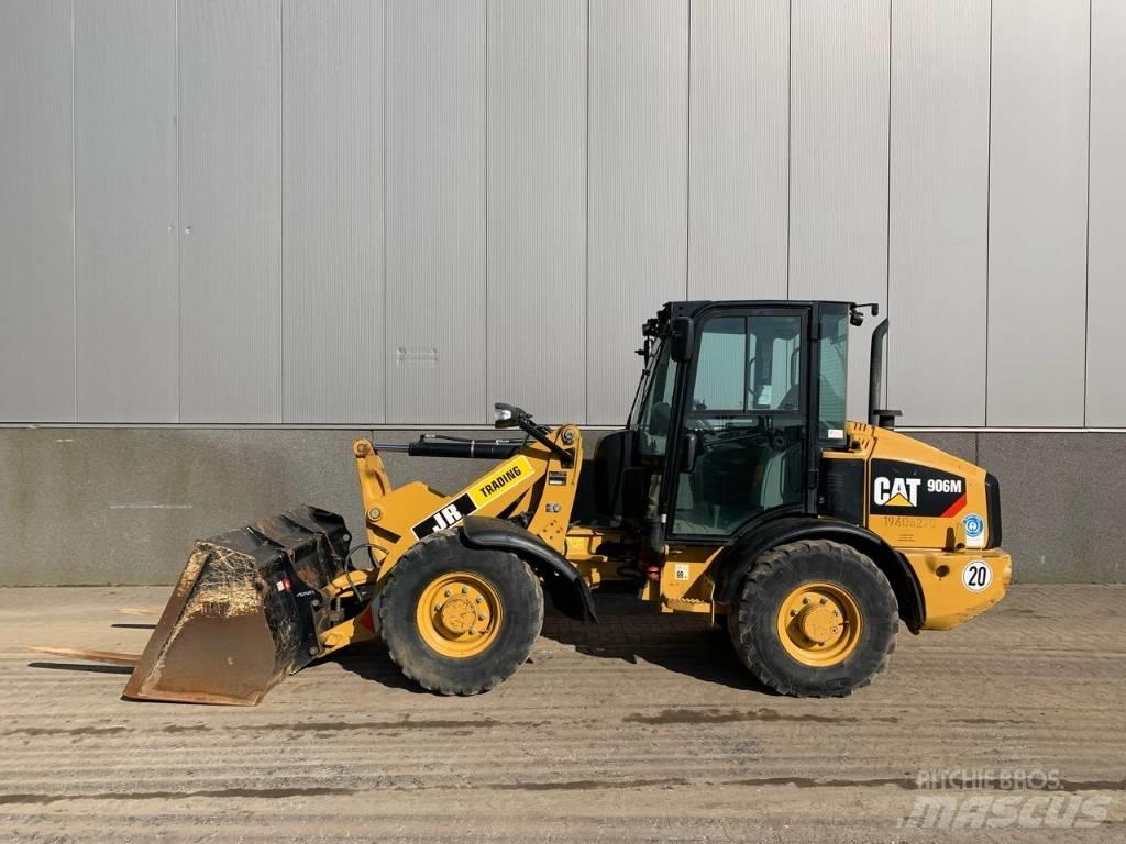 CAT 906 M 輪胎式裝載機